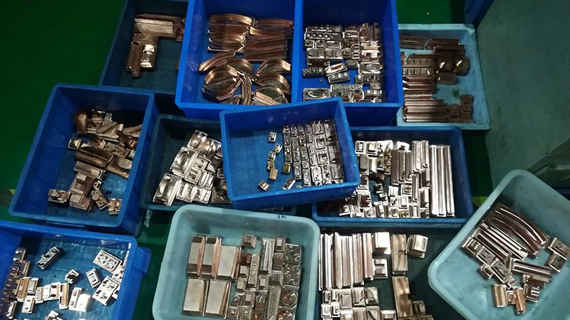 耐高温硅胶模具：揭秘其批发价格背后的关键因素**