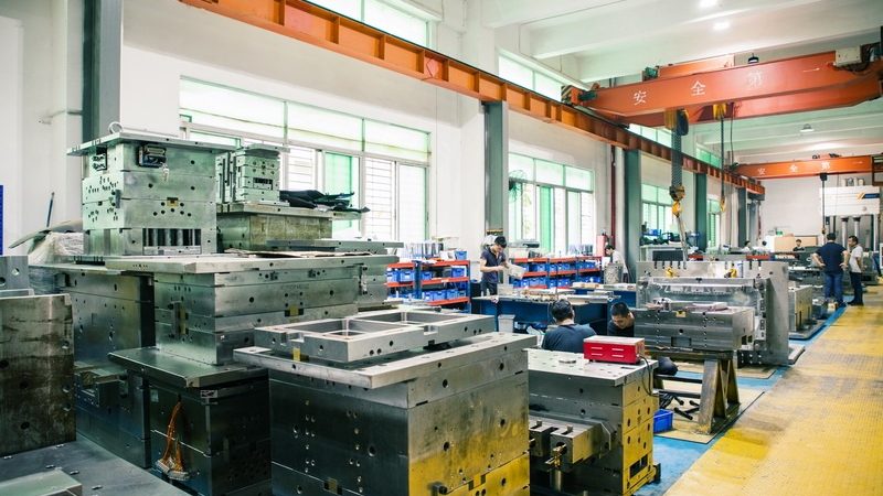 冲压模具材料选不对，寿命差三倍
