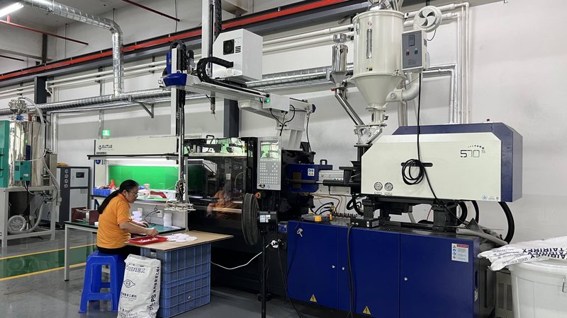 手术器械精密模具：制造工艺与选型要点