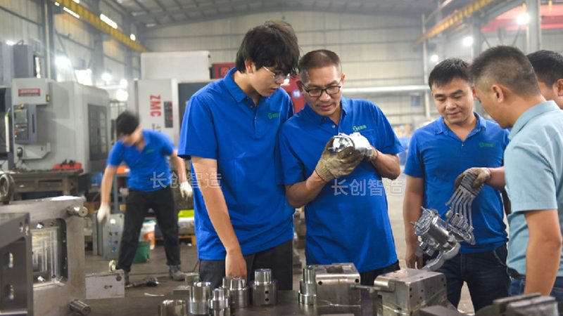 小型拉伸模具定制：揭秘价格背后的考量因素**