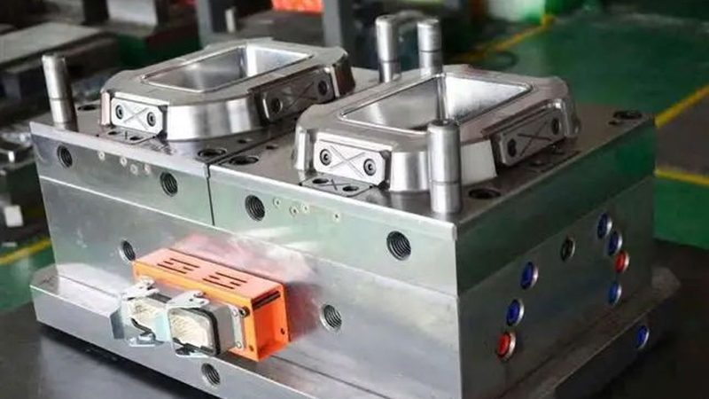 汽车冲压模具设计：精准工艺与关键考量