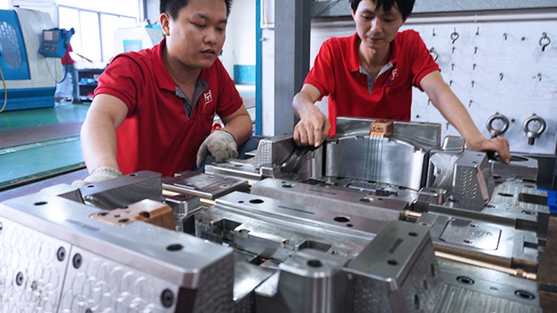 压铸模具与注塑模具的工艺逻辑，差在哪里