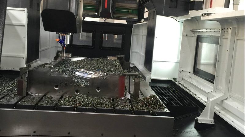 模具制造厂交货周期影响因素解析**