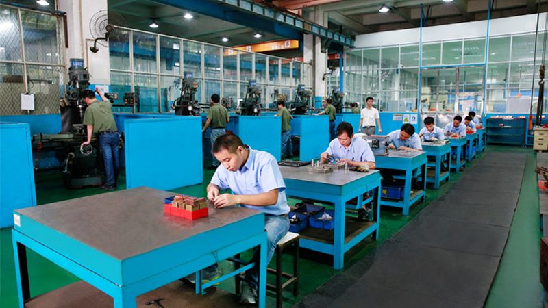 橡胶模具与液体硅胶模具：性能与适用场景对比