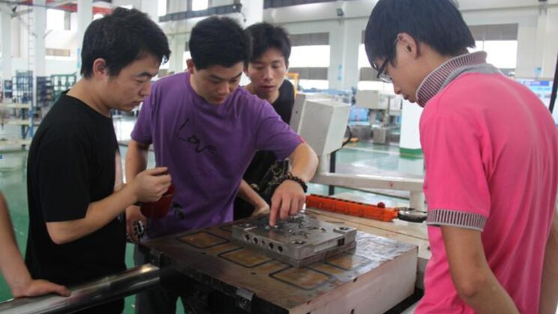 模具钢选材：标准与注意事项**